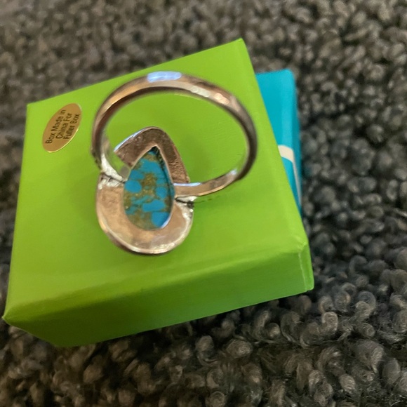 Turquoise Howlite Ring, Size 10 - Picture 5 of 8